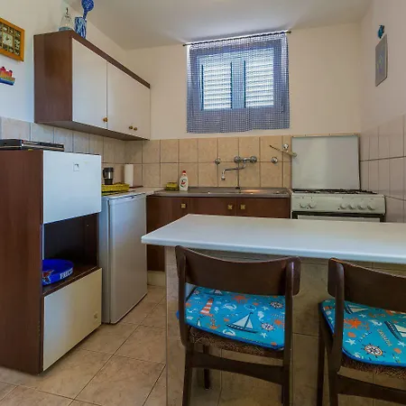 Liebevolles Mit Meerblick, Parkplatz, Garten, Grill - Haustiere Erlaubt * 크리크베니카