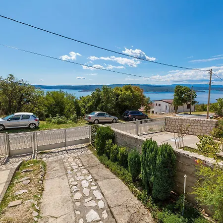 Liebevolles Mit Meerblick, Parkplatz, Garten, Grill - Haustiere Erlaubt Crikvenica