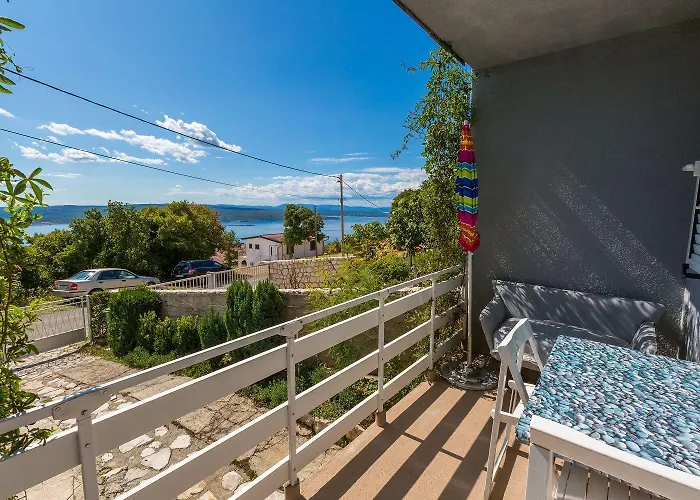 Liebevolles Mit Meerblick, Parkplatz, Garten, Grill - Haustiere Erlaubt *