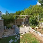 Apartman Liebevolles Mit Meerblick, Parkplatz, Garten, Grill - Haustiere Erlaubt Crikvenica
